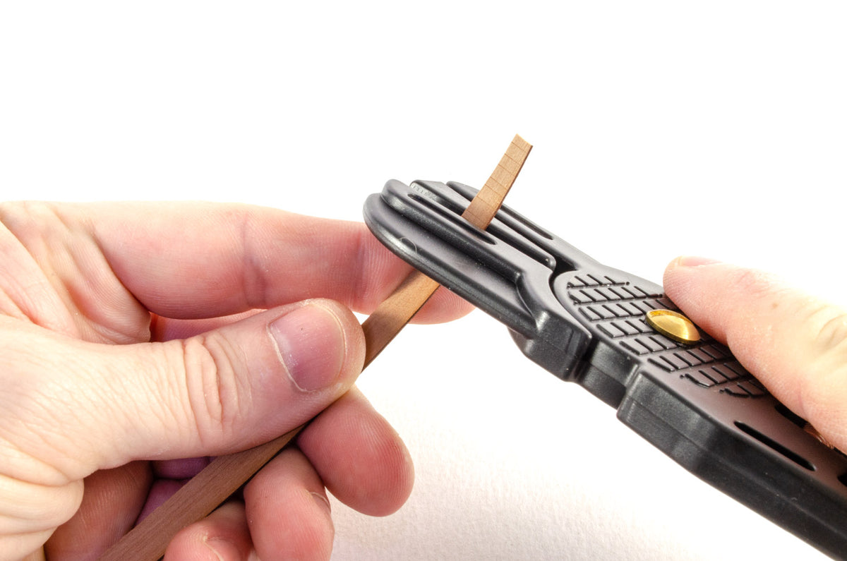 Model Plank Ripper Modelcraft Plank Bending Tool with 1 Spare Blade – Vanguard Models